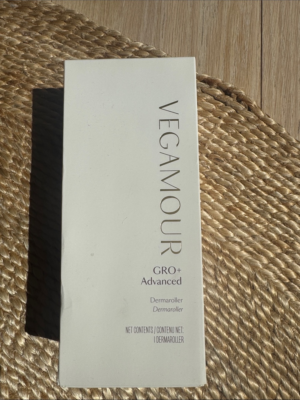 VegaMour GRO+ Advanced Dermaroller – White